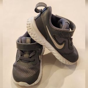 Toddler Nike Revolution Sneakers